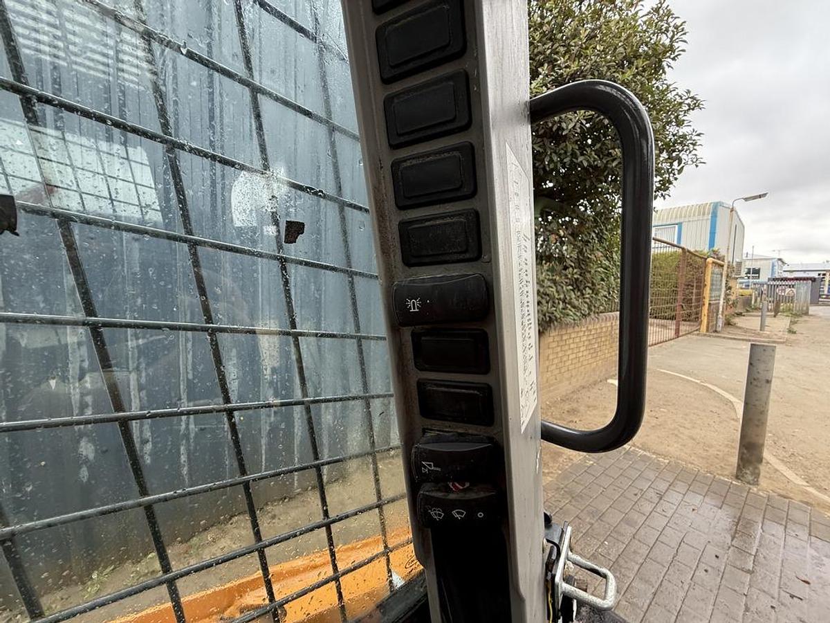 Used Case SR130B Skid Steer Loader