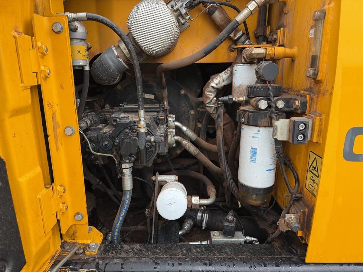 Used JCB JS145 LC 15t Tracked Excavator