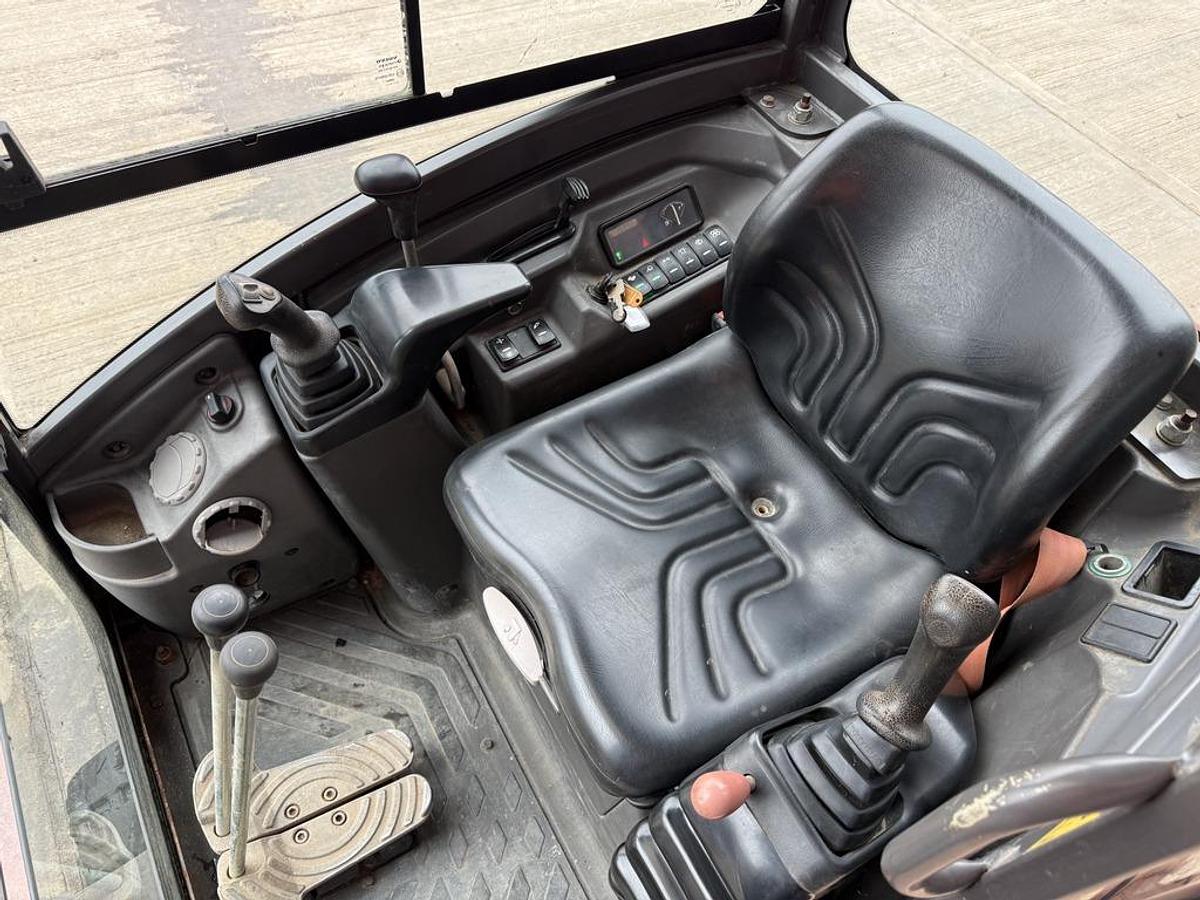 Used Volvo EC18D 1.8t Mini Excavator