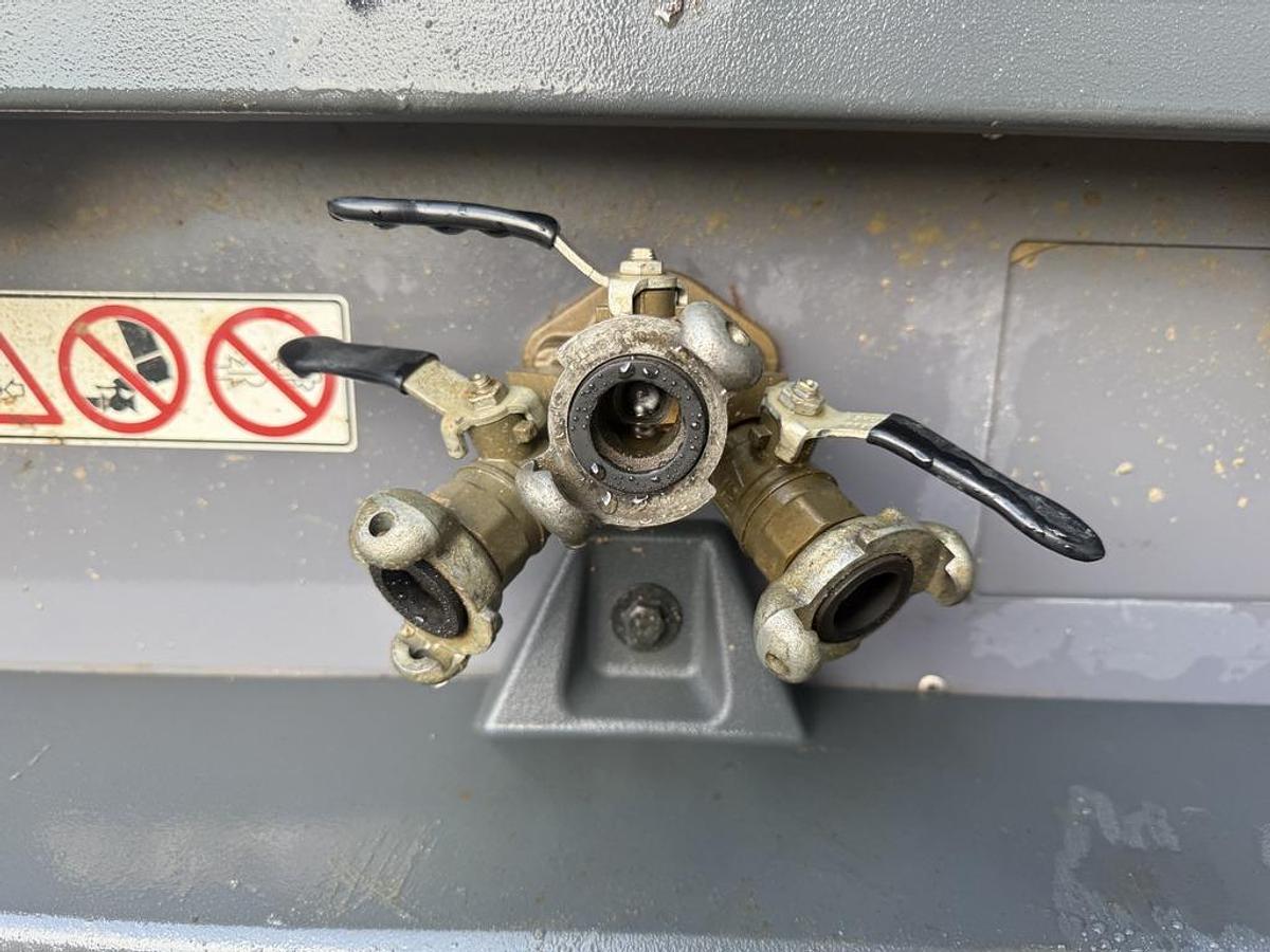 Used Atlas Copco XAS 58-7 3 m3/min Compressor