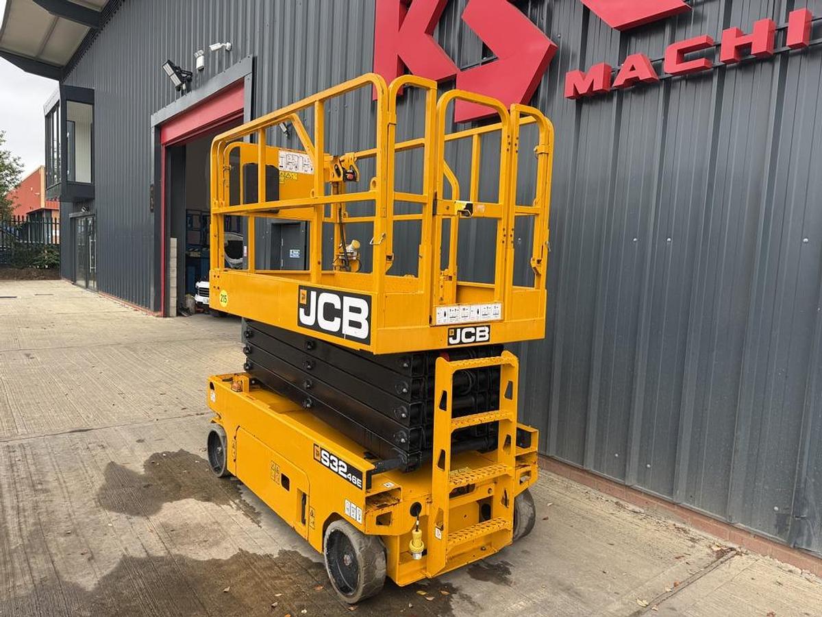 Used JCB S3246E 12m Electric Scissor Lift
