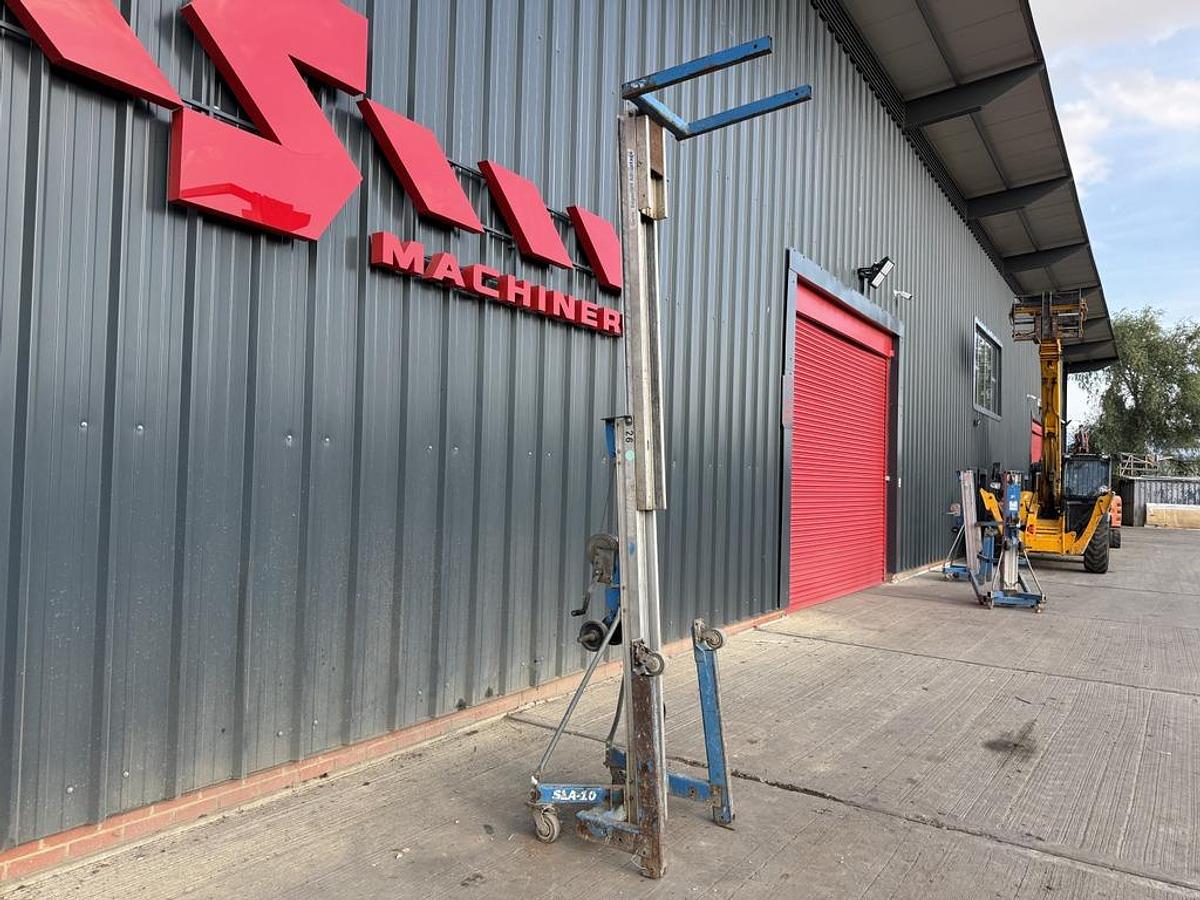 Used Genie SLA-10 Material Lift
