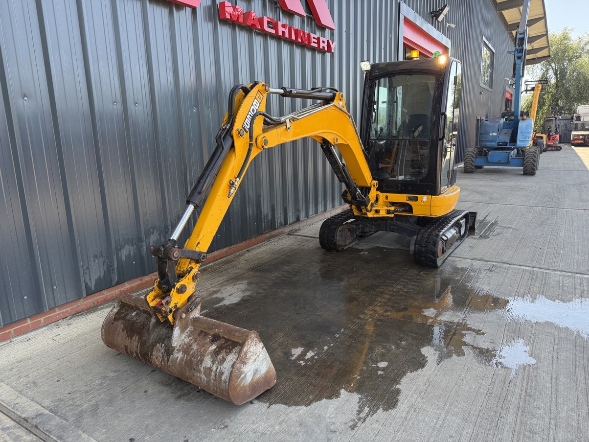 Used 2020 JCB 8025 ZTS