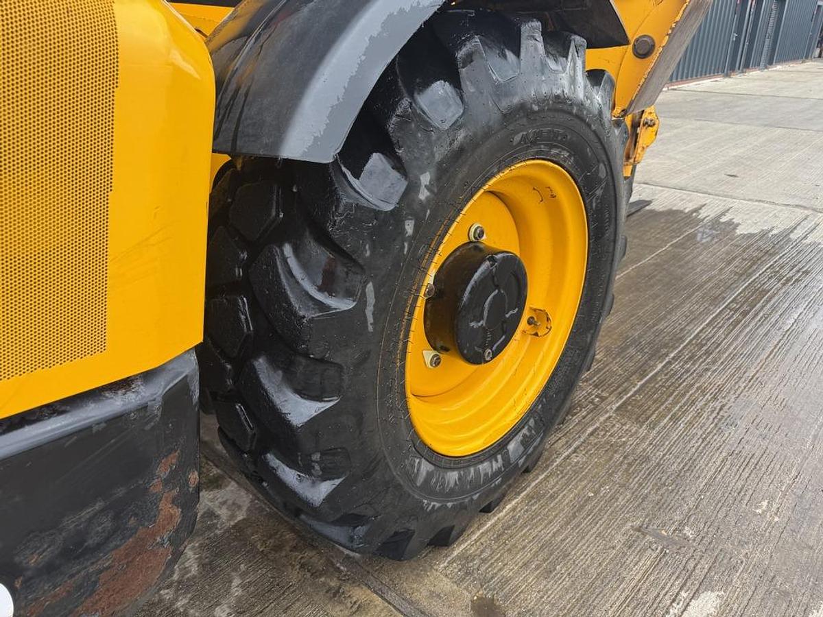Used JCB 540-140 14m Telehandler