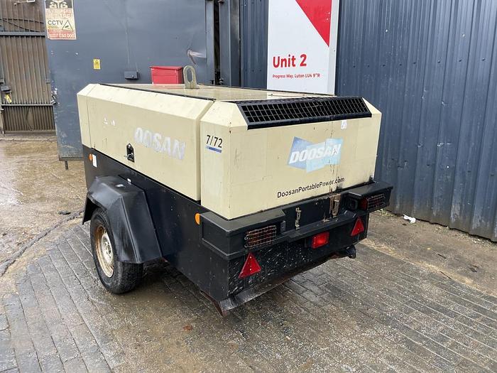 Used DOOSAN 7/72 6.8 m3/min Compressor