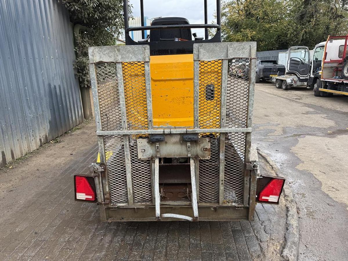 Used JCB 15C-1 1.5t Mini Excavator with Indespension Trailer