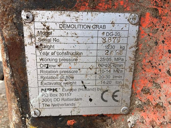 Used Sennebogen 818 Wheel Material Handler