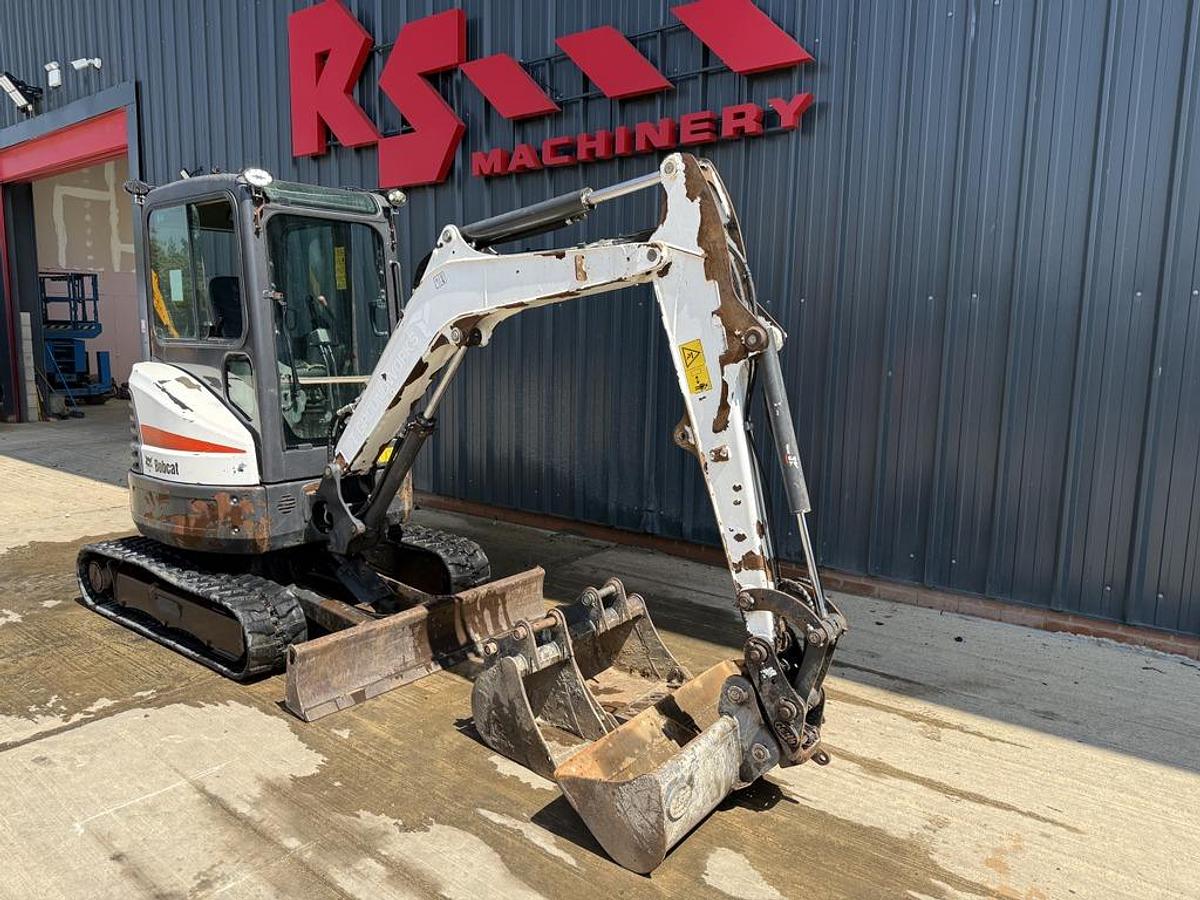Used Bobcat E26 2.6t Mini Excavator