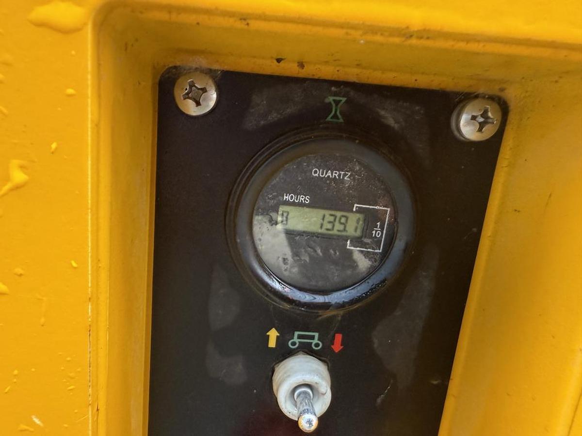 Used JCB S3246E 12m Electric Scissor Lift