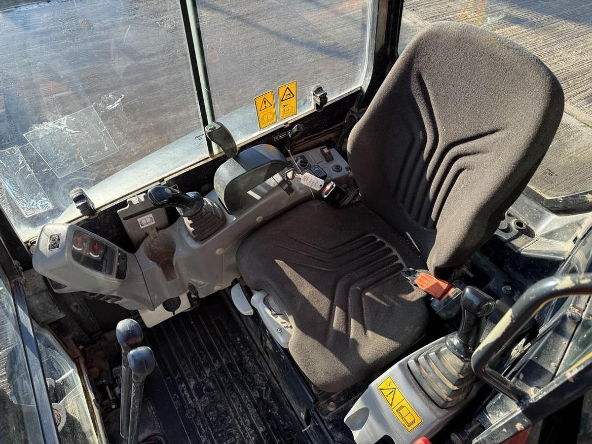 Used Kubota U27-4 2.7t Mini Excavator