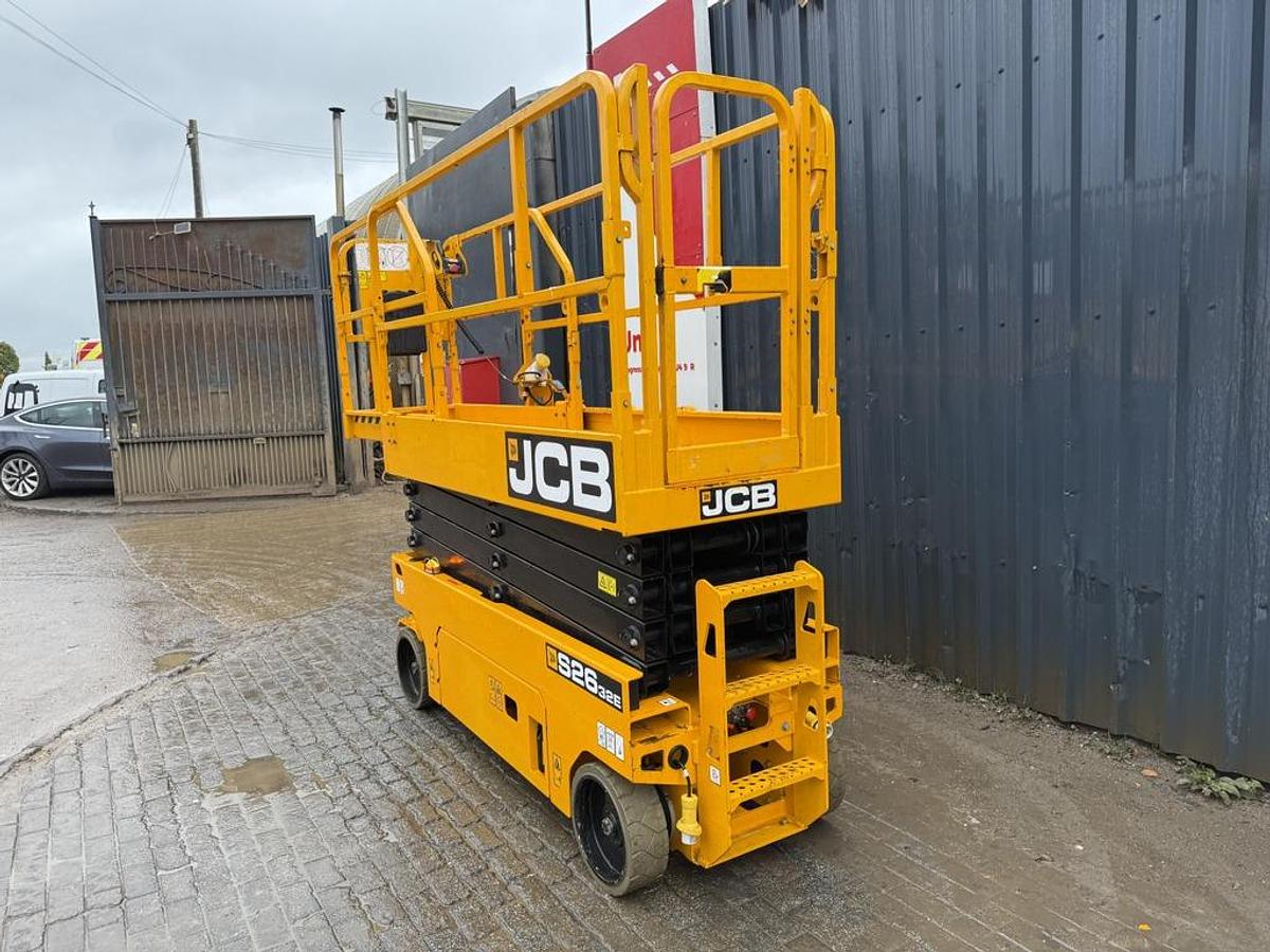 Used JCB S2632E 10m Electric Scissor Lift