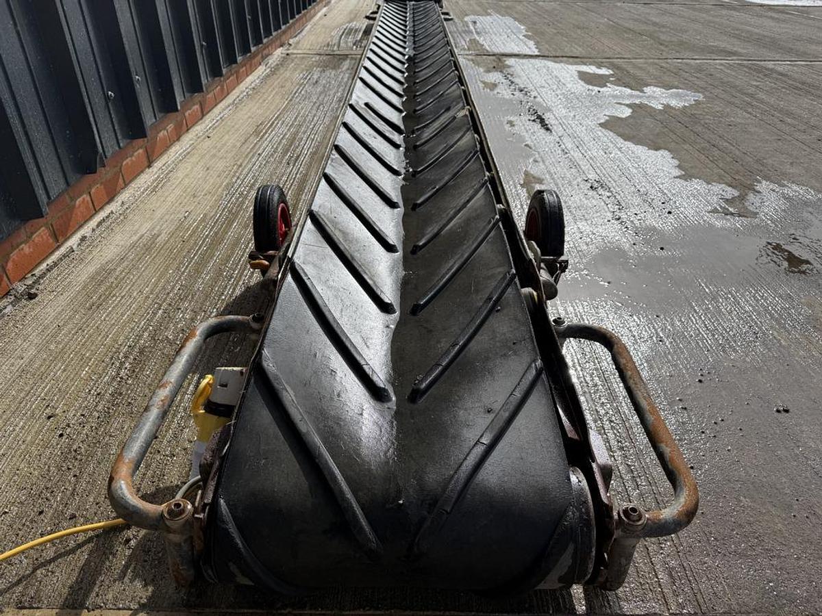 Used Shifta Conveyor 450 5.4m