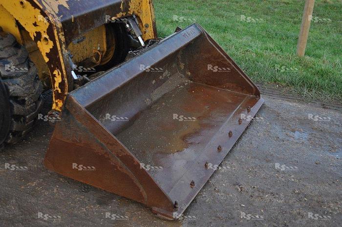 Used CATERPILLAR 216 B3