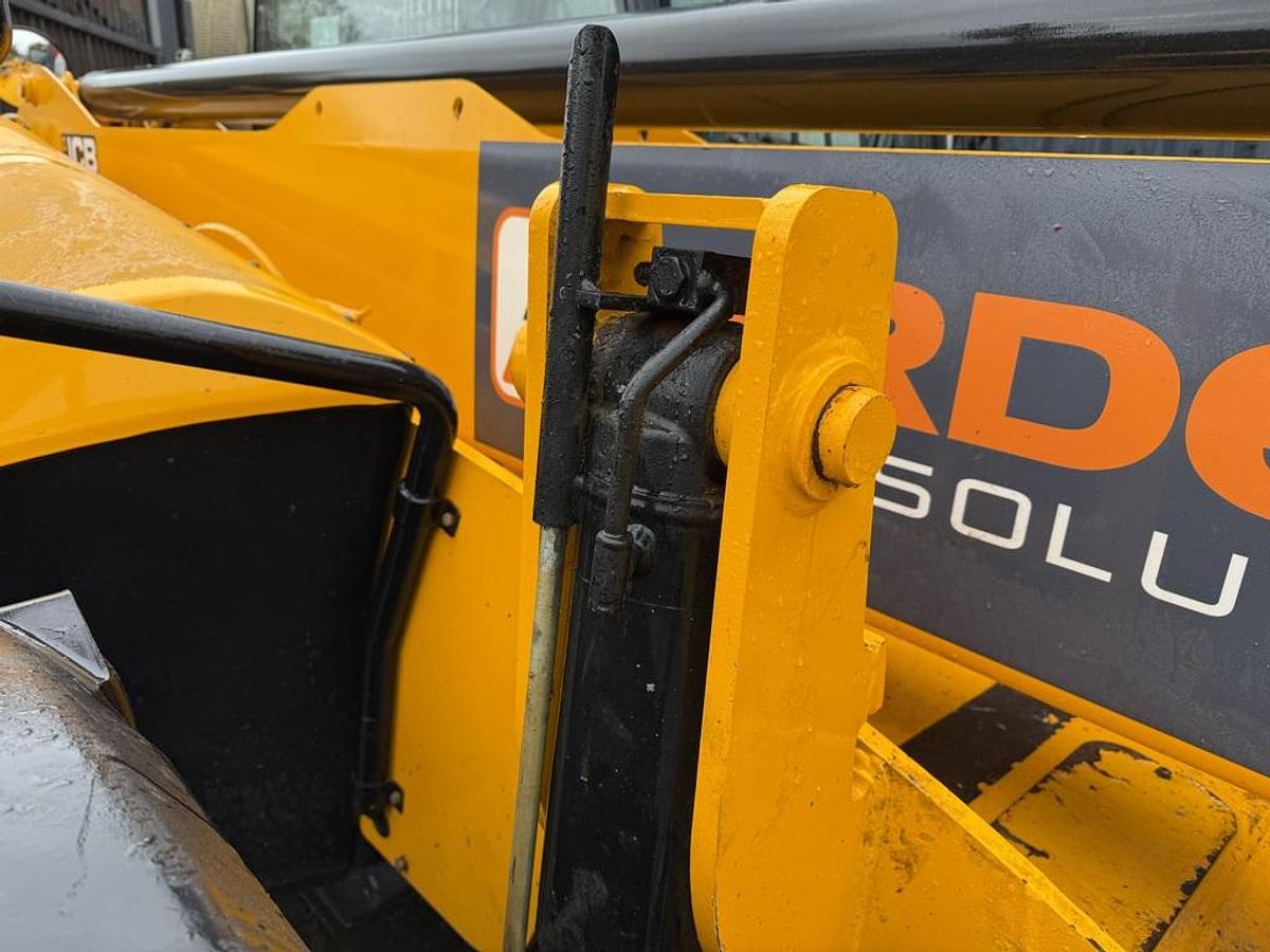 Used JCB 540-140 14m Telehandler