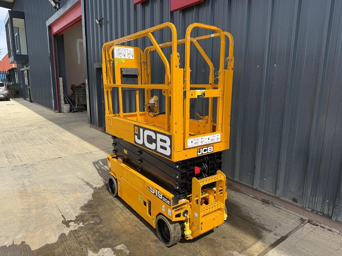 Used 2022 JCB S1930E