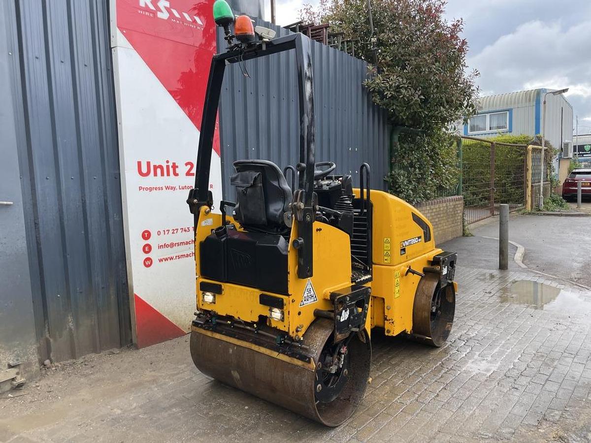 Used JCB VMT260-120 3t Roller