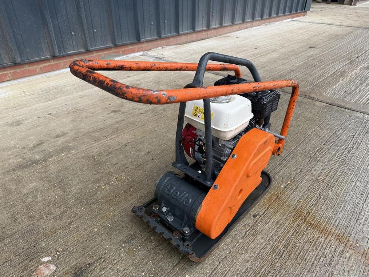 Used Belle PCLX 32 62kg Plate Compactor