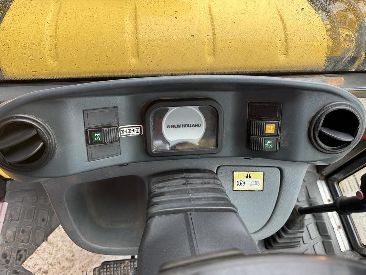 Used New Holland B110-4PT Backhoe Loader