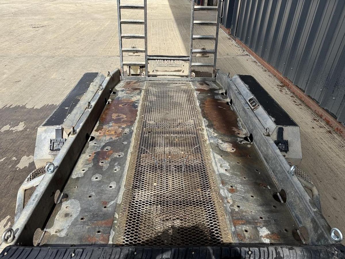 Used Bradley S2600PT 2.6t Plant Trailer