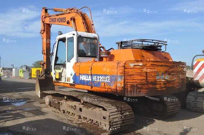 Used HALLA HE220 LCE