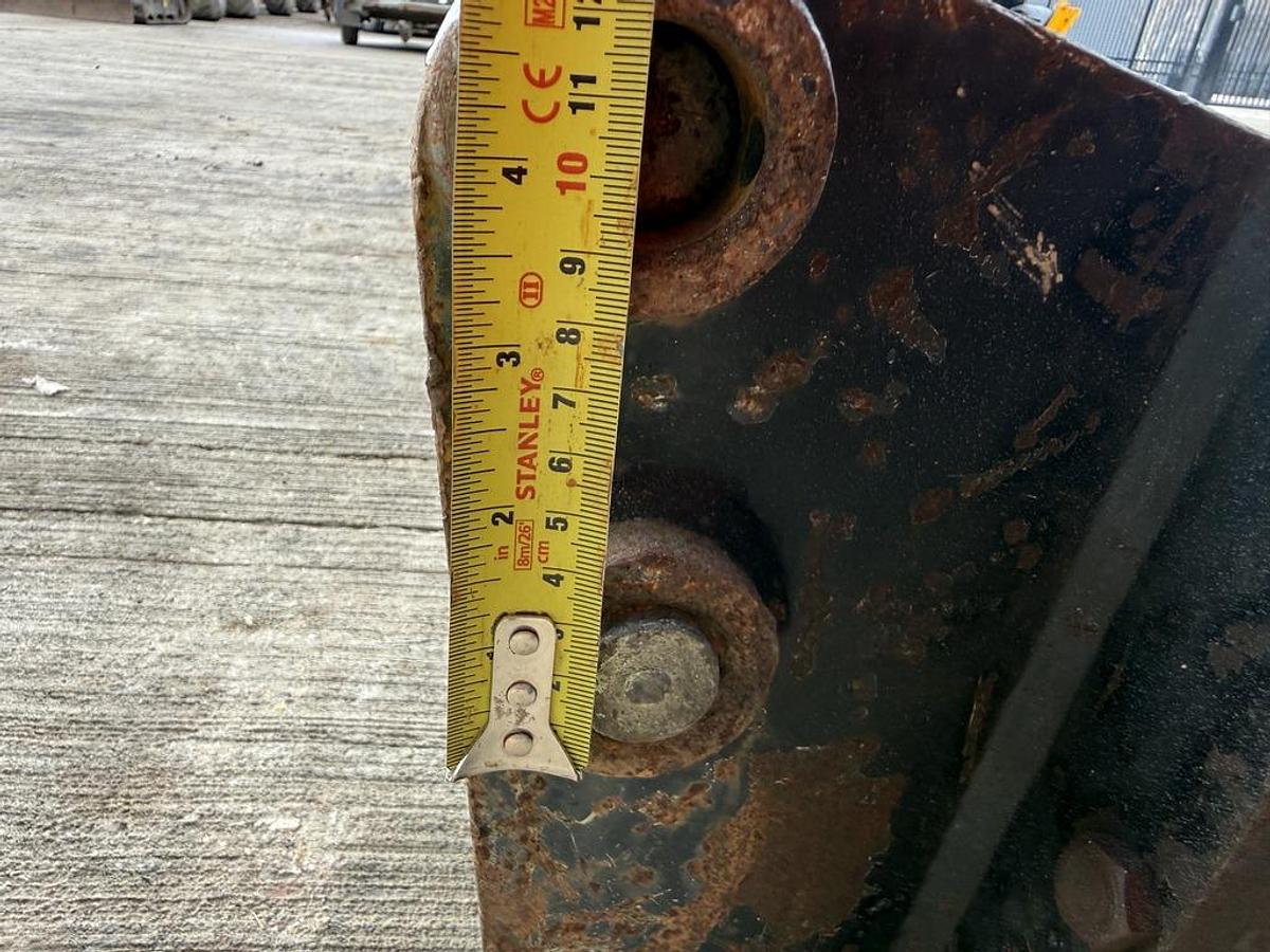 Used Socomec DMS 95/2 1,2 - 1,8 t Hydraulic Breaker