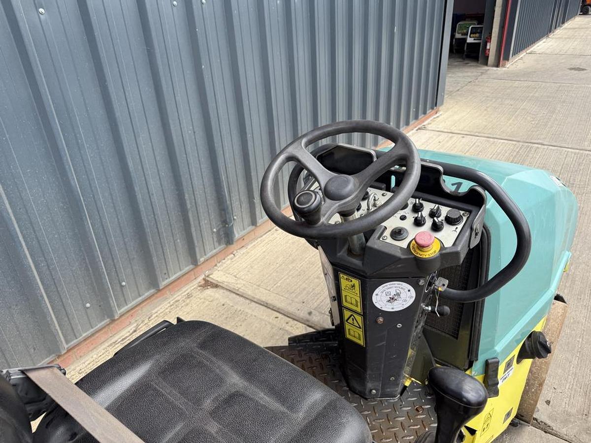 Used Ammann ARX 12 1.5t Roller