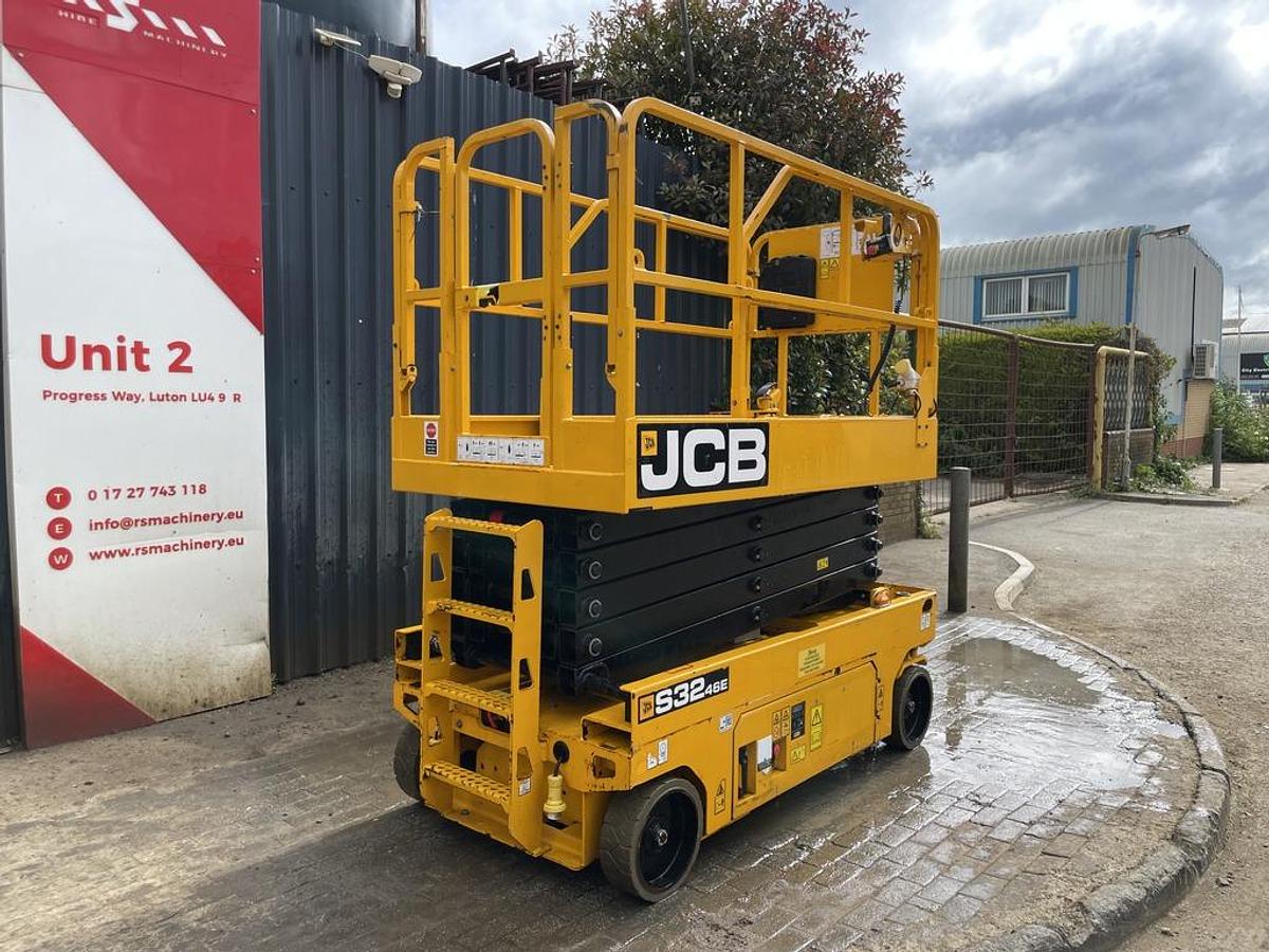 Used JCB S3246E 12m Electric Scissor Lift