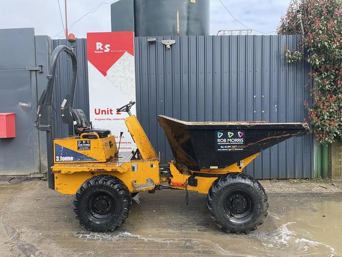 Used THWAITES 3 TONNE SWIVEL