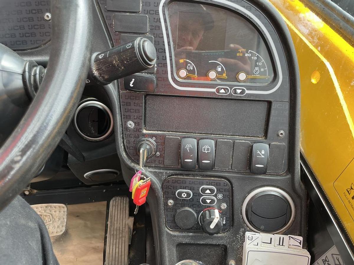 Used JCB 540-140 14m Telehandler