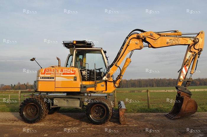 Used LIEBHERR A311 LITRONIC