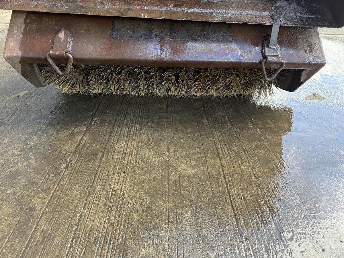 Used Komatsu SK510 Skid Steer Loader