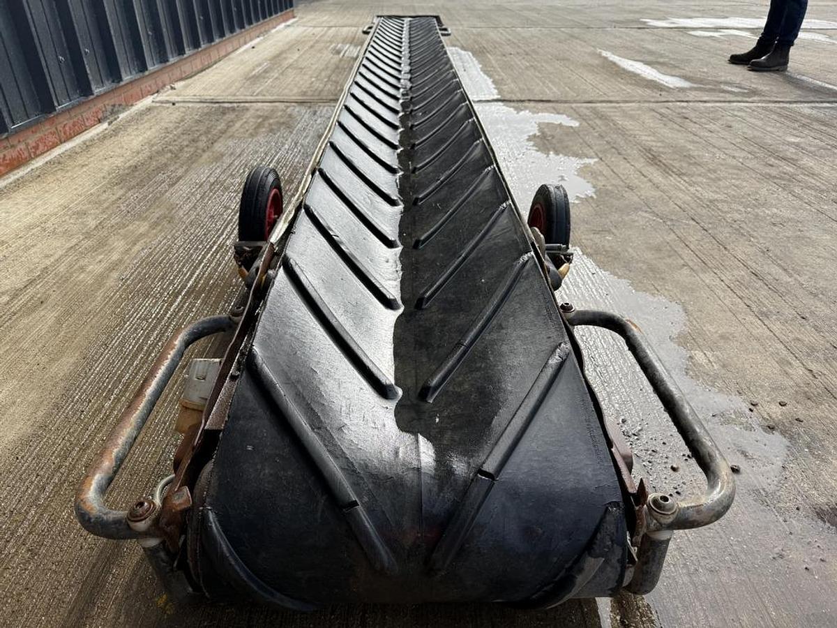Used Shifta Conveyor 450 5.4m