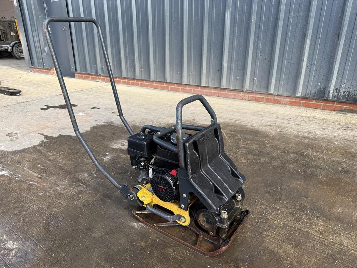 Used Bomag BP 10/35 65kg Plate Compactor