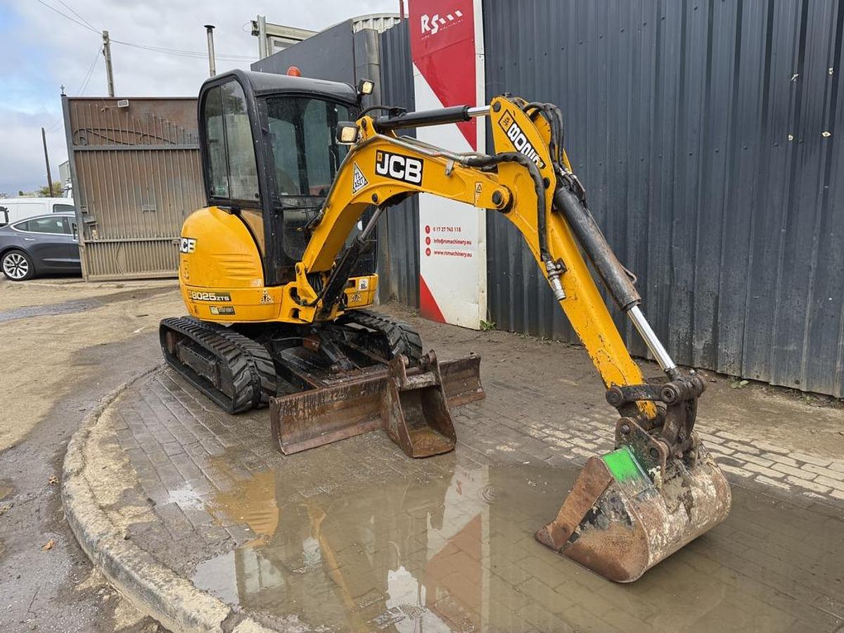 Used JCB 8025 ZTS 2.9t Mini Excavator