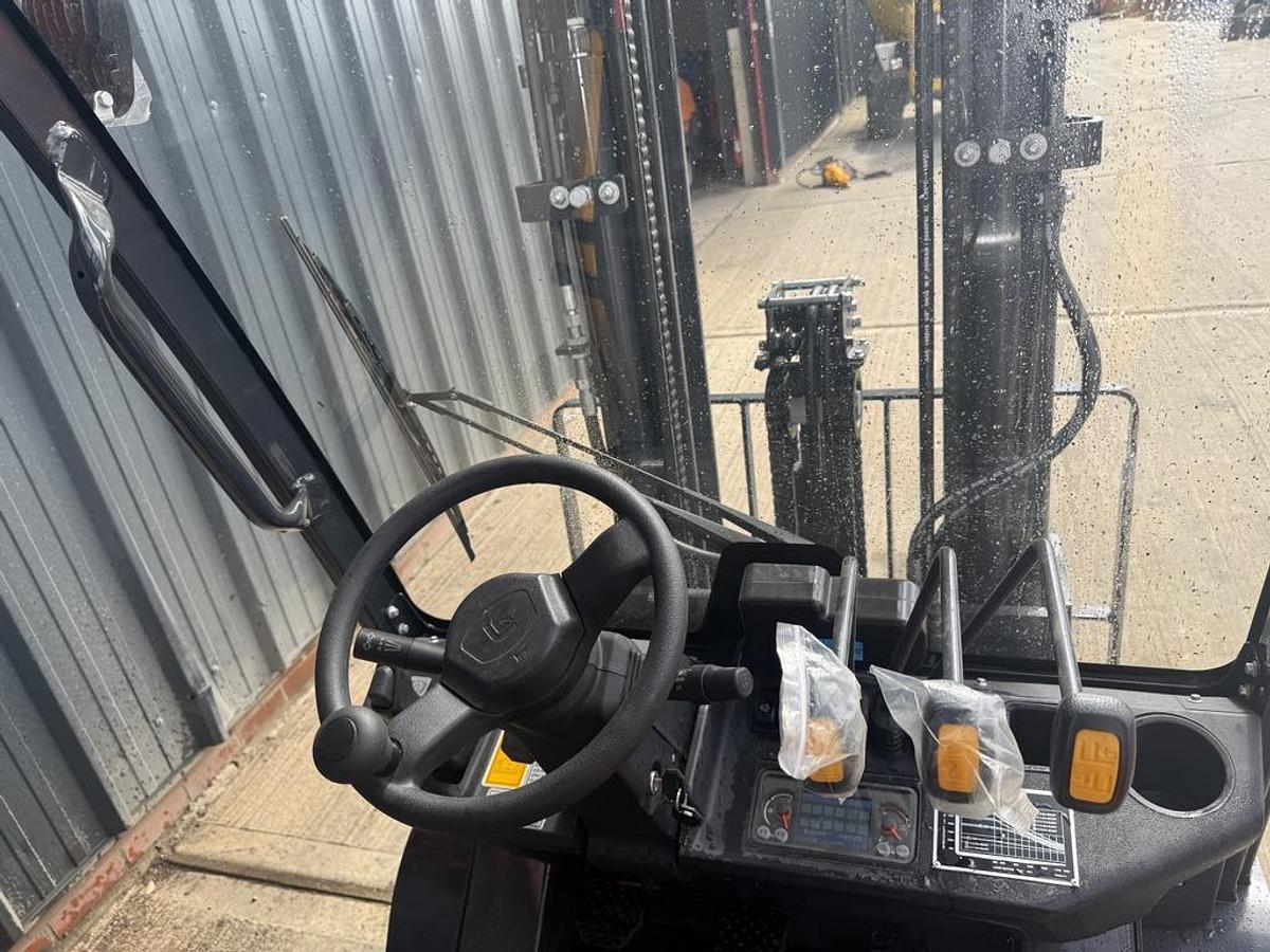 Used LiuGong CLG2025H 2.5t Diesel Forklift