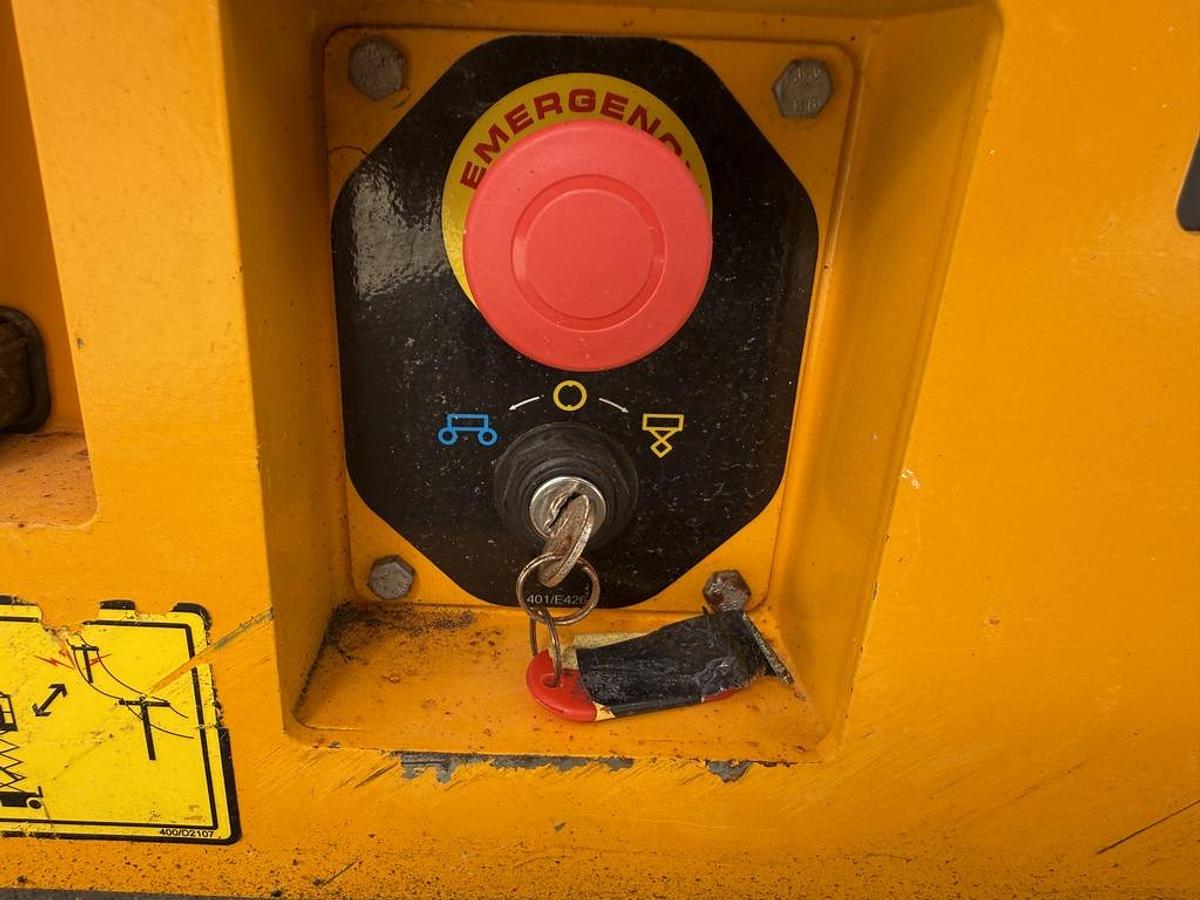 Used JCB S1930E 8m Electric Scissor Lift