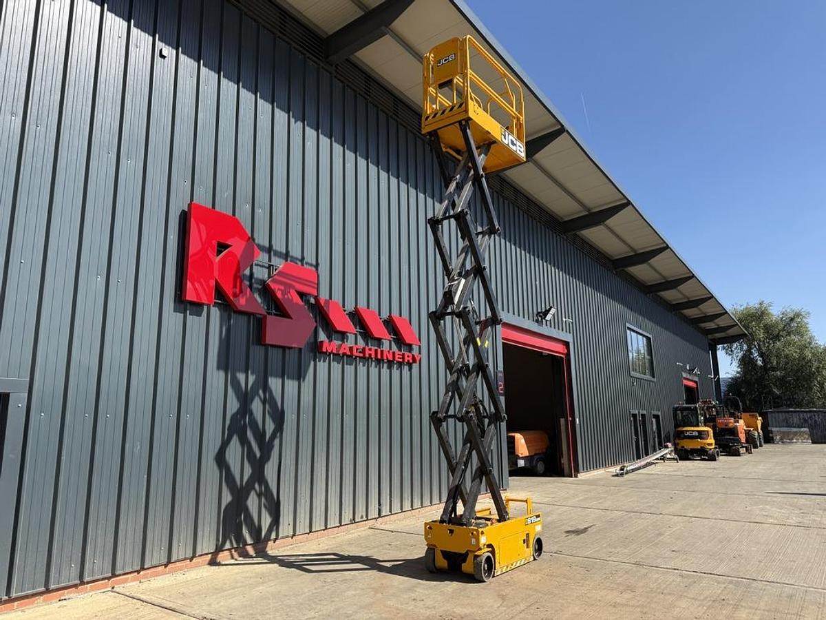 Used JCB S1930E 8m Electric Scissor Lift
