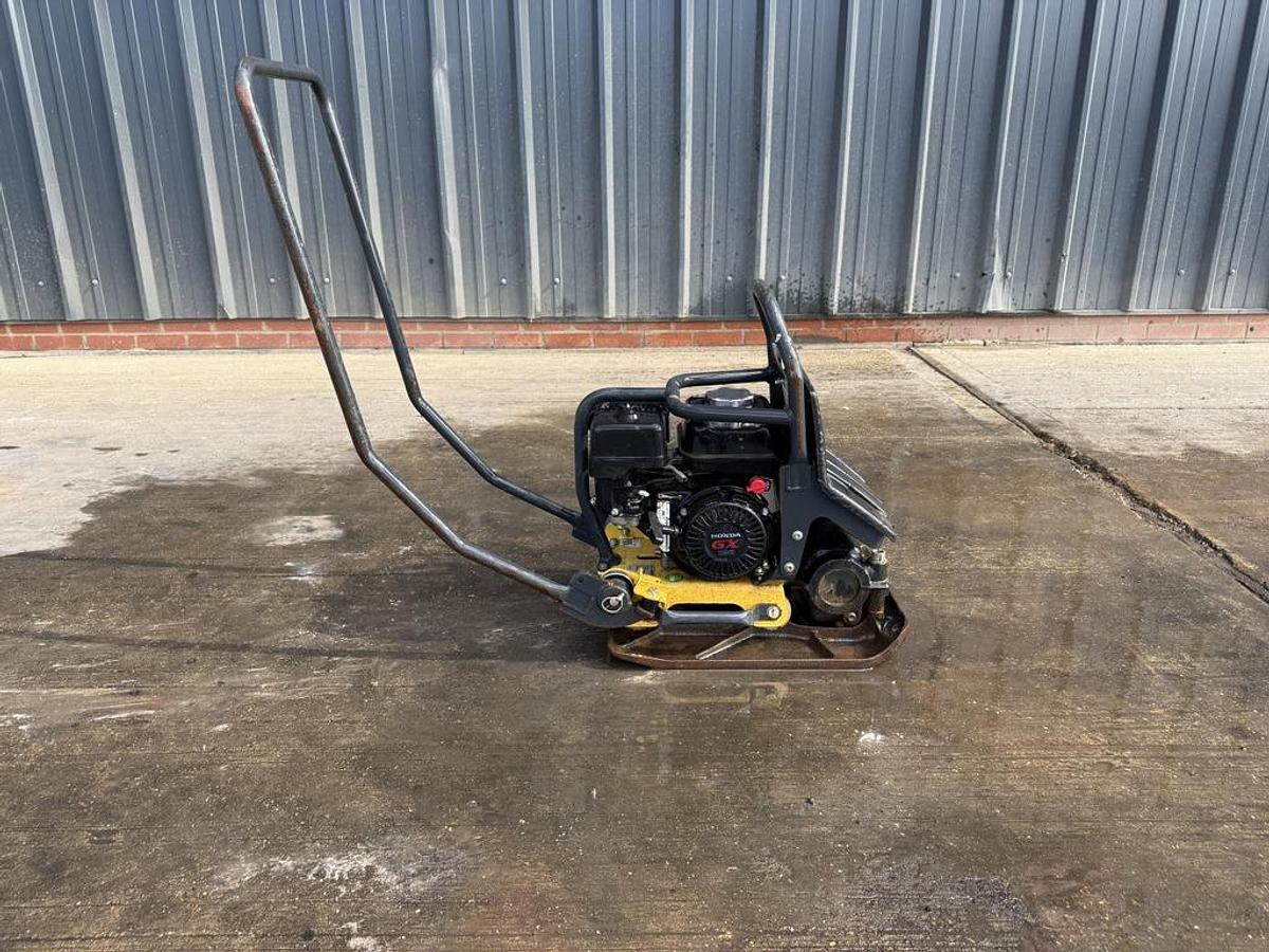 Used Bomag BP 10/35 65kg Plate Compactor