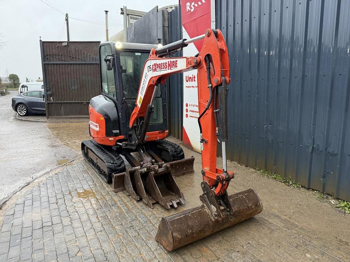 Used Kubota U27-4 2.7t Mini Excavator