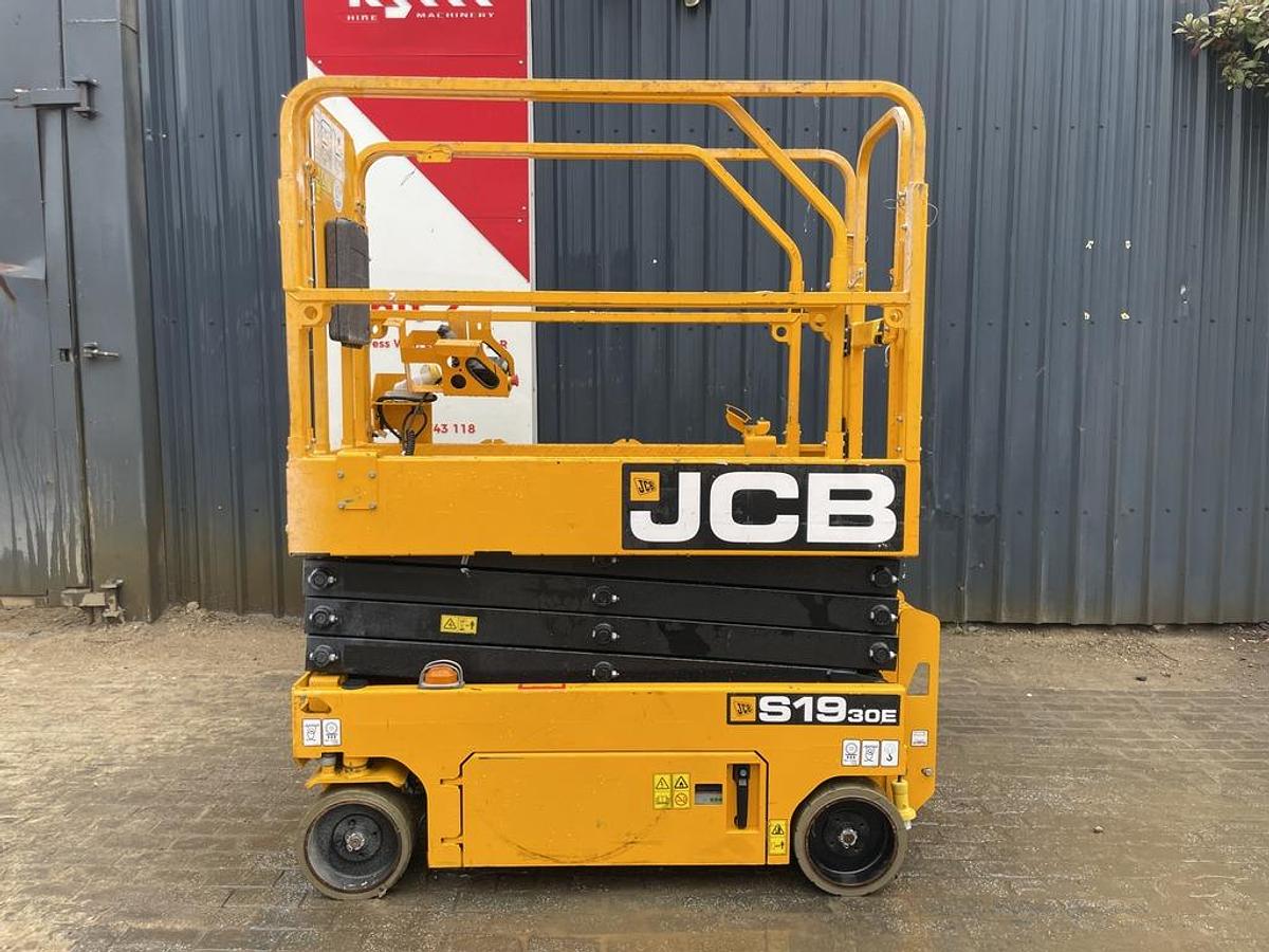 Used JCB S1930E 8m Electric Scissor Lift