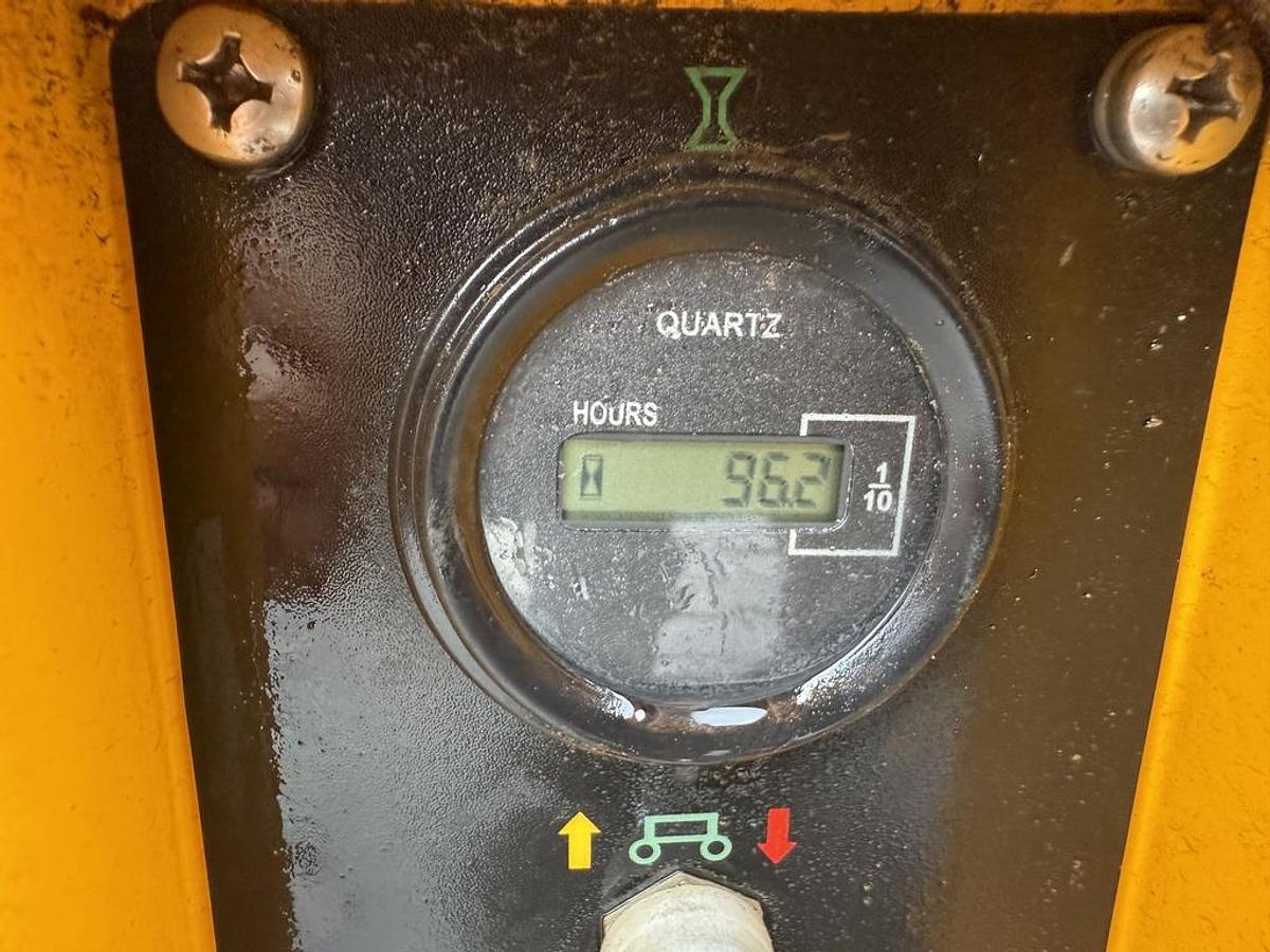 Used JCB S2032E 8m Electric Scissor Lift