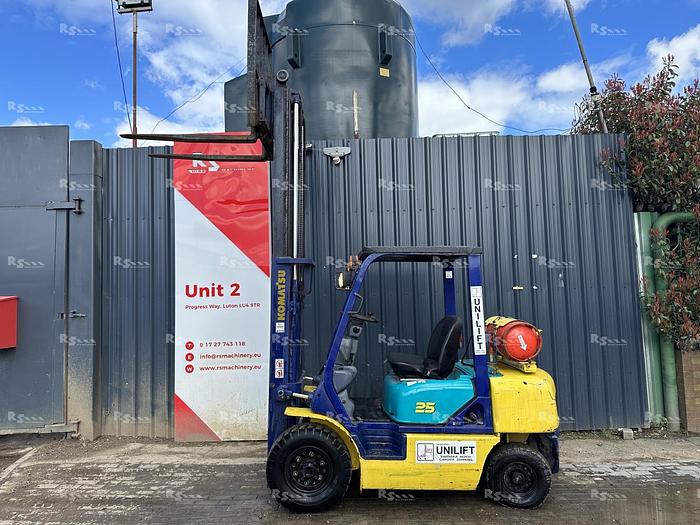 Used KOMATSU FG25 T-12