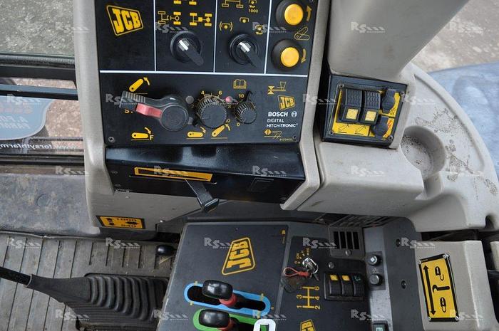 Used JCB FASTRAC 1135