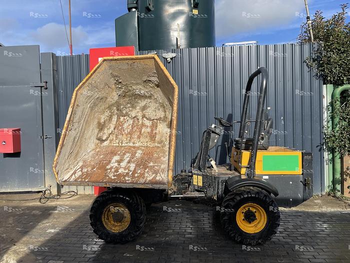 Used JCB 3TSTM