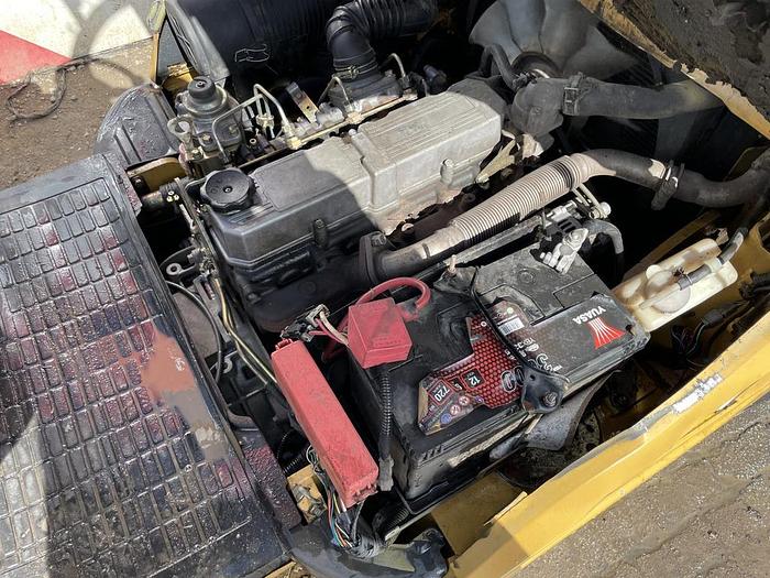 Used Caterpillar DP25N 2.5t Diesel Forklift