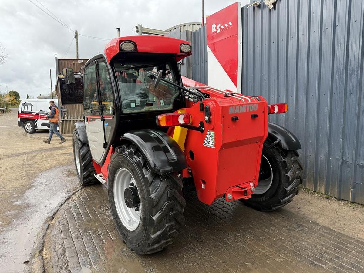Used Manitou MT 733 7m Telehandler