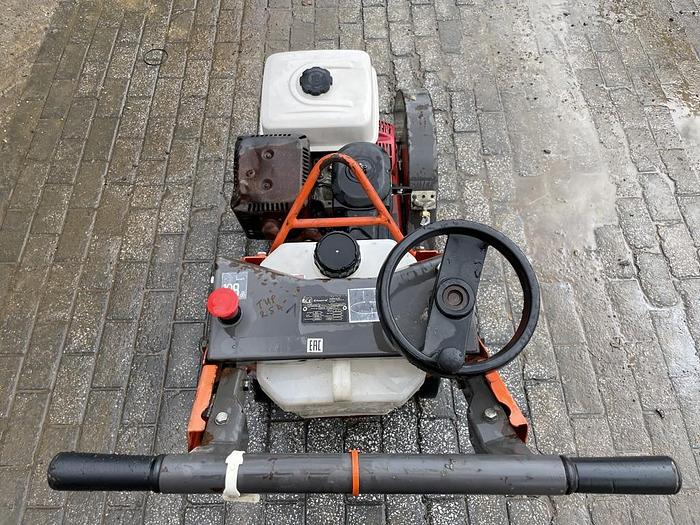 Used HUSQVARNA FS400 LV