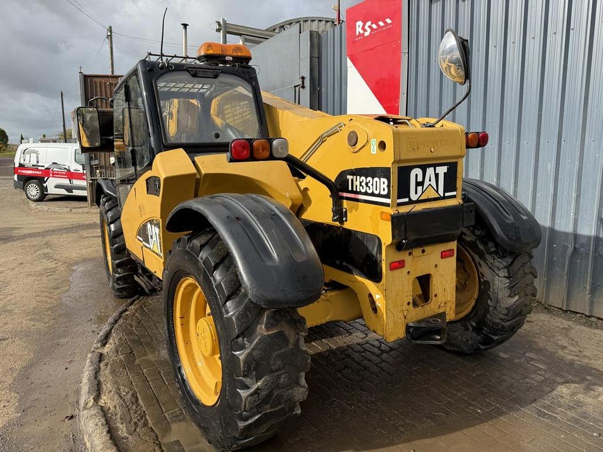 Used Caterpillar TH330B 7m Telehandler