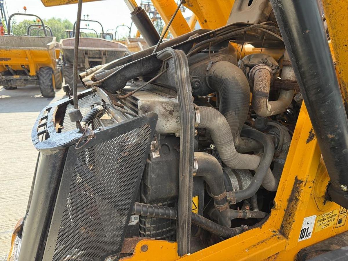 Used JCB 3CX Compact Backhoe Loader