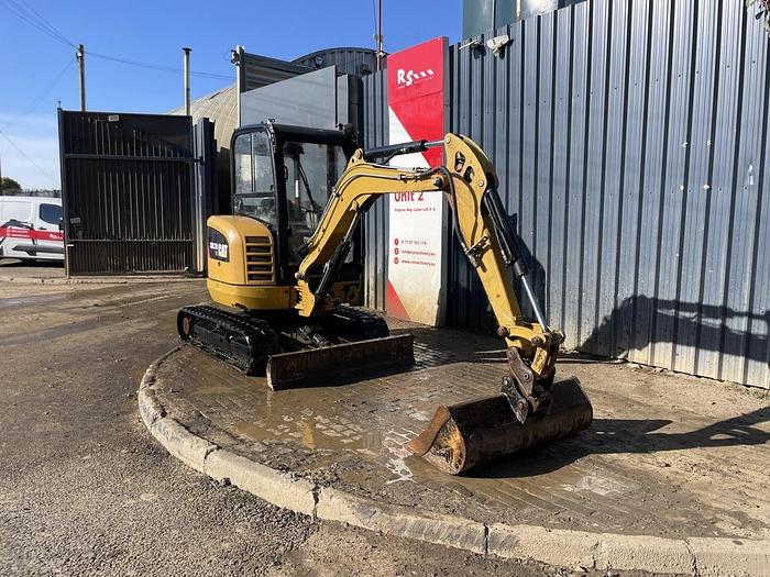 Used Caterpillar 302.7D 2.8t Mini Excavator
